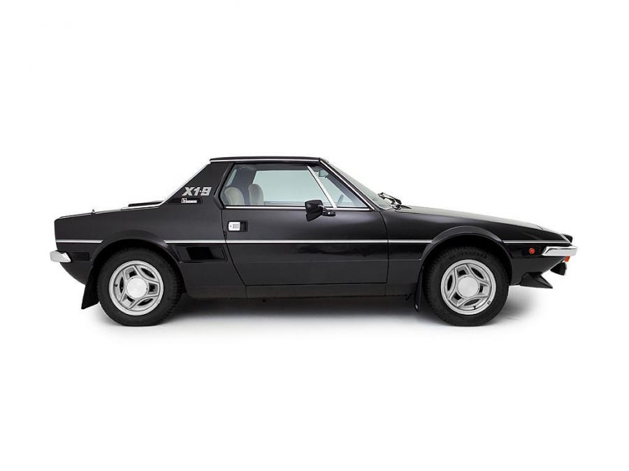  Fiat X1/9 1976 года  (UK) (фото 4 из 7)
